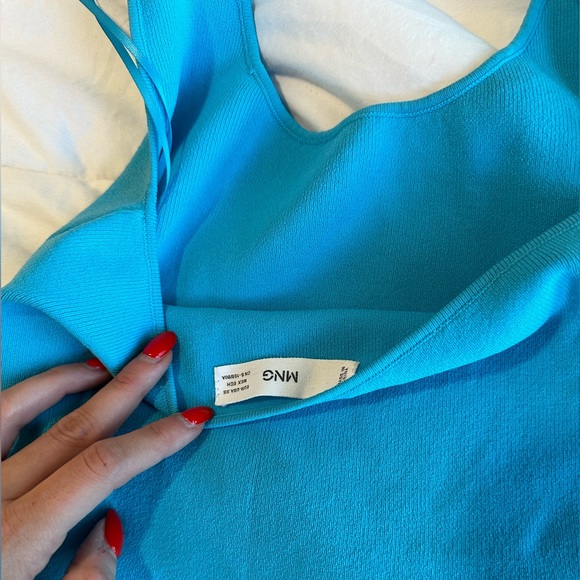 Mango halter top - Picture 4 of 4